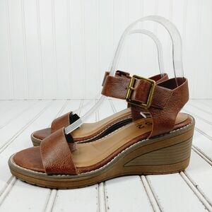 B-52 by Bullboxer Dalia Leather Camel Slip On Buckle Ankle Strap Sandals M694